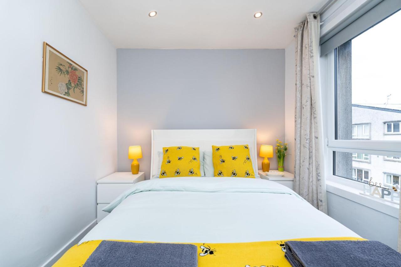 Lovely 3-Bedroom Flat With Free Parking Bridge of Allan Dış mekan fotoğraf